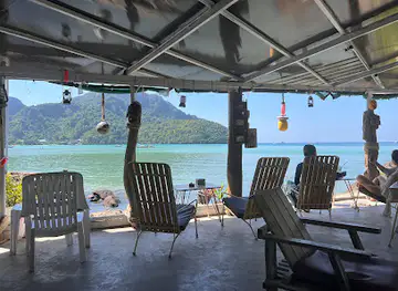 Chang Bar & Restaurant