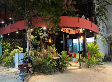 maldives/maafushi-island/bar/hot-bite