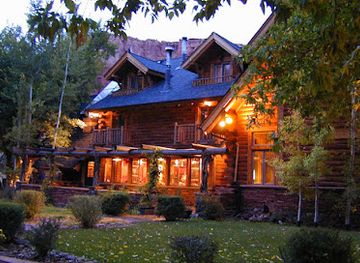 utah/capitol-reef-national-park/bar/the-lodge-at-red-river-ranch