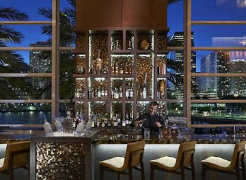 florida/miami/downtown-miami/bar/mo-bar-lounge