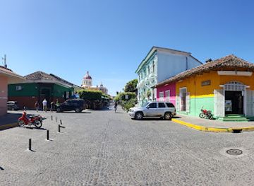nicaragua/mombacho-volcano/bar/la-taberna-de-lukaz