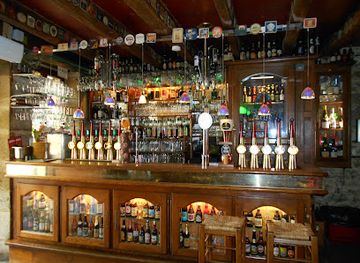 france/burgundy/bar/le-trente-trois-bieres-du-monde-entier-vin-de-bourgogne