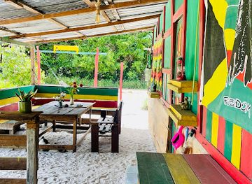 suriname/brokopondo-district/bar/reggae-bar-reggae-escape