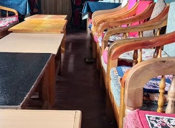 bhutan/trongsa-district/bar/tashi-delek-restaurant-and-bar