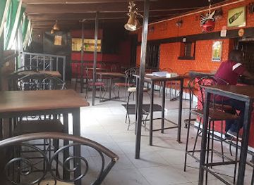 rwanda/kigali/nyamirambo/bar/makumba-bar