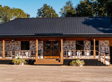 alabama/tombigbee-river/bar/manna-restaurant-and-general-store