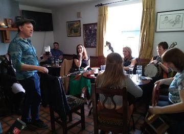 ireland/mourne-mountains/bar/railway-bar