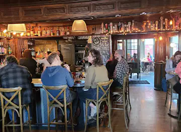 51 Park Restaurant & Tavern