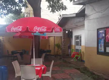Todo Bar & Restaurant