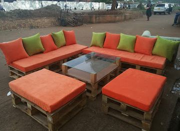 malawi/lilongwe/city-centre/bar/pixes-pub