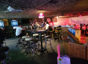 north-dakota/maah-daah-hey-trail/bar/lonesome-dove