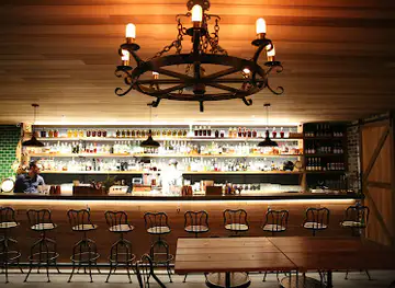 Lockwood Bar