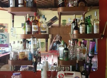saint-lucia/millet-bird-sanctuary/bar/normandee-s-bar