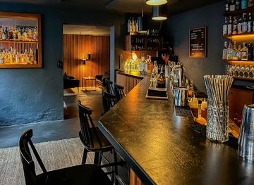 Duck and Cover - Cocktailbar