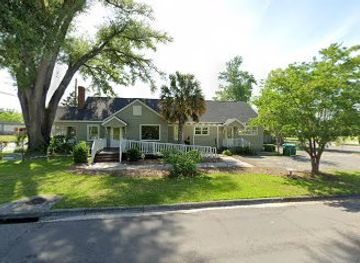 florida/florida-caverns-state-park/bar/farmhouse-chick