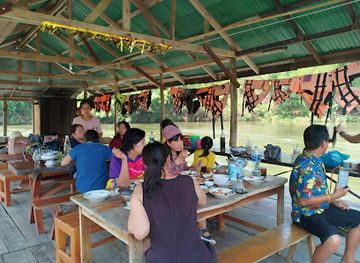 thailand/sai-yok-national-park/bar/praachwallop