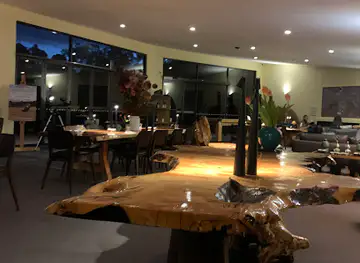 Mount Paul Lounge