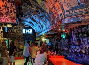 spain/segovia/bar/shout-bar-segovia