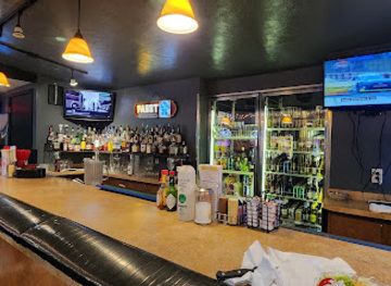 oregon/umatilla-county/bar/lazy-dog-bar-grill