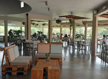 mauritius/pamplemousses/bar/le-fangourin