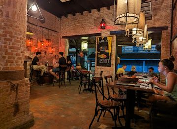 laos/bolikhamxay-province/bar/maolin-tavern