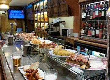 spain/pamplona/bar/bar-cerveceria-la-estafeta