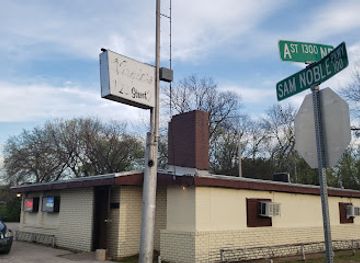 oklahoma/chickasaw-country/bar/virgie-s-12th-street-pub