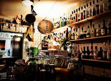 united-kingdom/south-east-england/bar/the-shrub-and-shutter