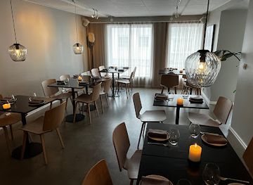 norway/svalbard/bar/restaurant-k2