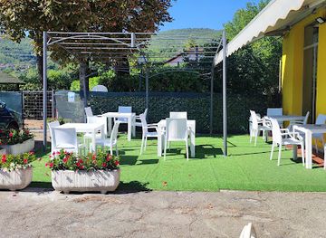 italy/casentino/bar/whiskey-bar