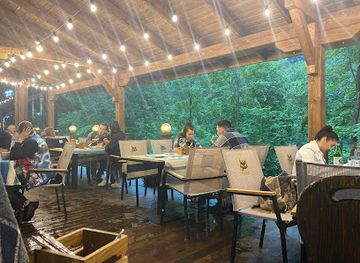 ukraine/carpathian-mountains/bar/krasna-sadyba