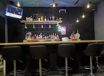 japan/izumi/bar/bar-hangout