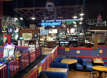 california/pismo-beach/bar/hotshots-billiards-family-entertainment