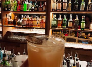 myanmar-burma/yangon/bahan/bar/madameem-s