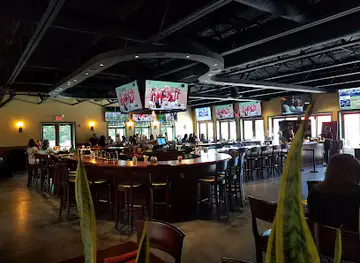 Stage House Tavern Mountainside