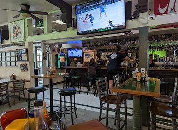 california/coronado/bar/mcp-s-irish-pub