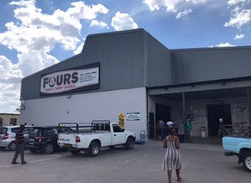 botswana/ghanzi-district/bar/four-cash-and-carry-ghanzi