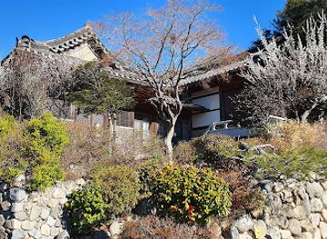 south-korea/gyeongju-historic-areas/bar/yeohaeng