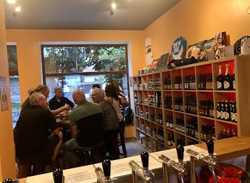 bulgaria/dobrinishte/bar/pivoteka-craft-beer-mountain-base