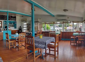 fiji/vanua-levu/bar/royal-suva-yacht-club