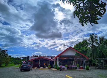 costa-rica/corcovado-national-park/bar/bar-y-restaurante-chicharronera-el-cedro