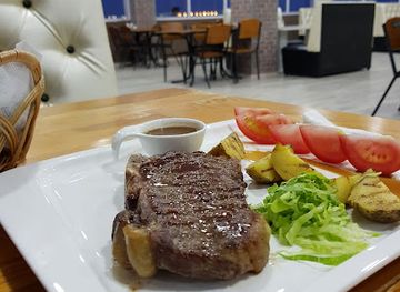 kazakhstan/aktau/bar/food-guru