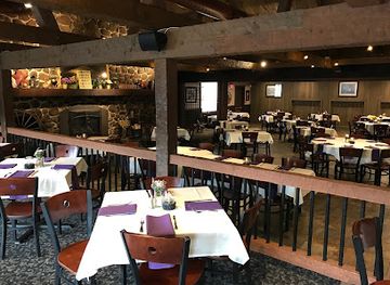 new-hampshire/concord/bar/red-blazer-restaurant-pub