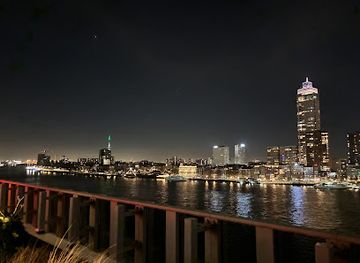 netherlands/rotterdam/kop-van-zuid/bar/nhow-bar-at-the-nhow-hotel