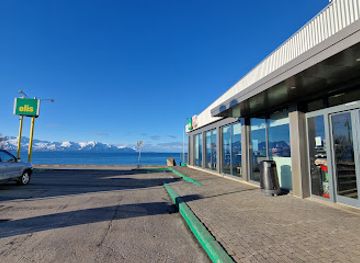 iceland/húsavík/bar/olis