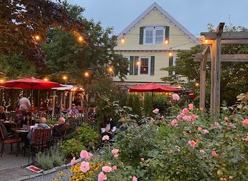 maine/mount-desert-island/bar/mckay-s-public-house