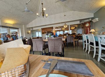 denmark/romo/bar/cafe-fru-dax