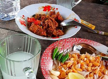 myanmar-burma/mon-state/bar/palmyra-palm-juice-traditional-foods-natural-resort-panga-village