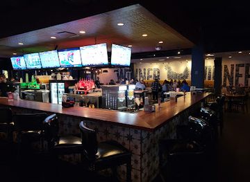 florida/tampa/channelside/bar/splitsville-tiki-social