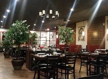 california/manteca/bar/strings-bar-grill